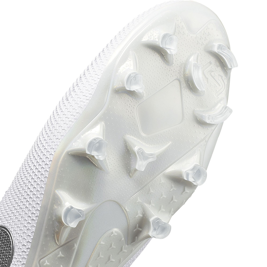 Buty piłkarskie Nike Phantom VSN Elite DF FG AO3262 100 - obrazek 6