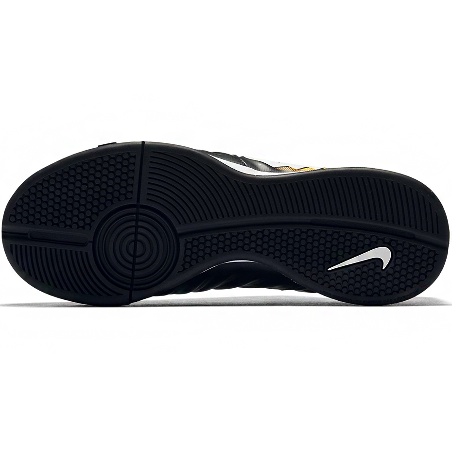 Buty piłkarskie Nike Tiempo X Ligera IV IC JR 897730 008 - obrazek 6