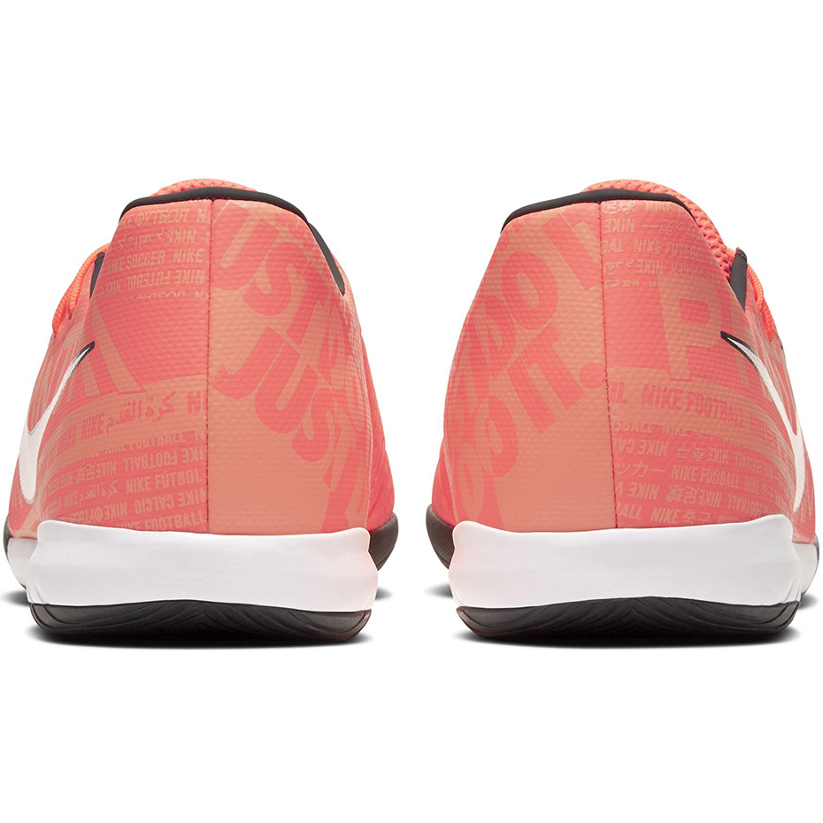 Buty piłkarskie Nike Phantom Venom Academy IC AO0570 810 - obrazek 5