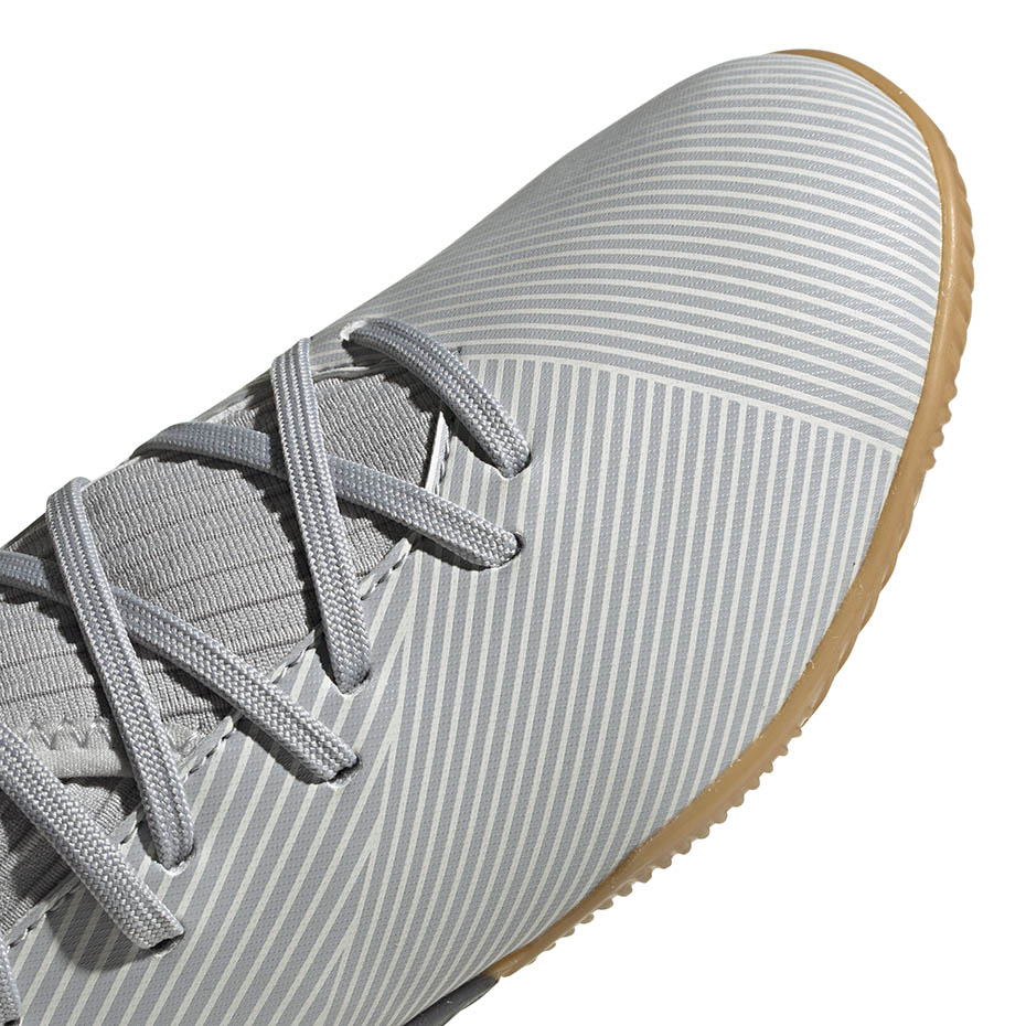Buty piłkarskie adidas Nemeziz 19.3 IN JR szare EF8304 - obrazek 4