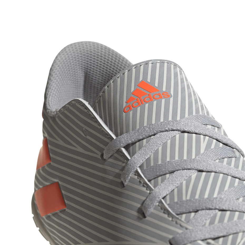 Buty piłkarskie adidas Nemeziz 19.4 IN szare EF8297 - obrazek 5