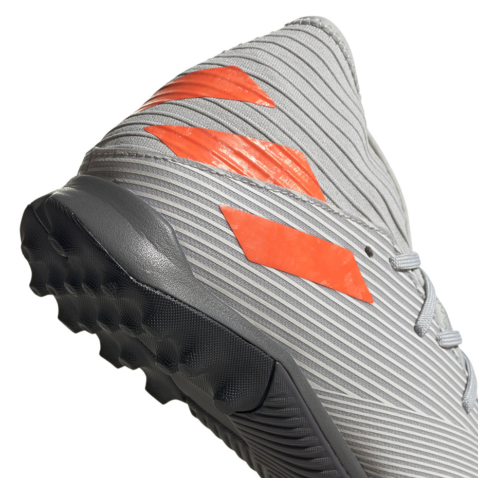 Buty piłkarskie adidas Nemeziz 19.3 TF szare EF8291 - obrazek 5