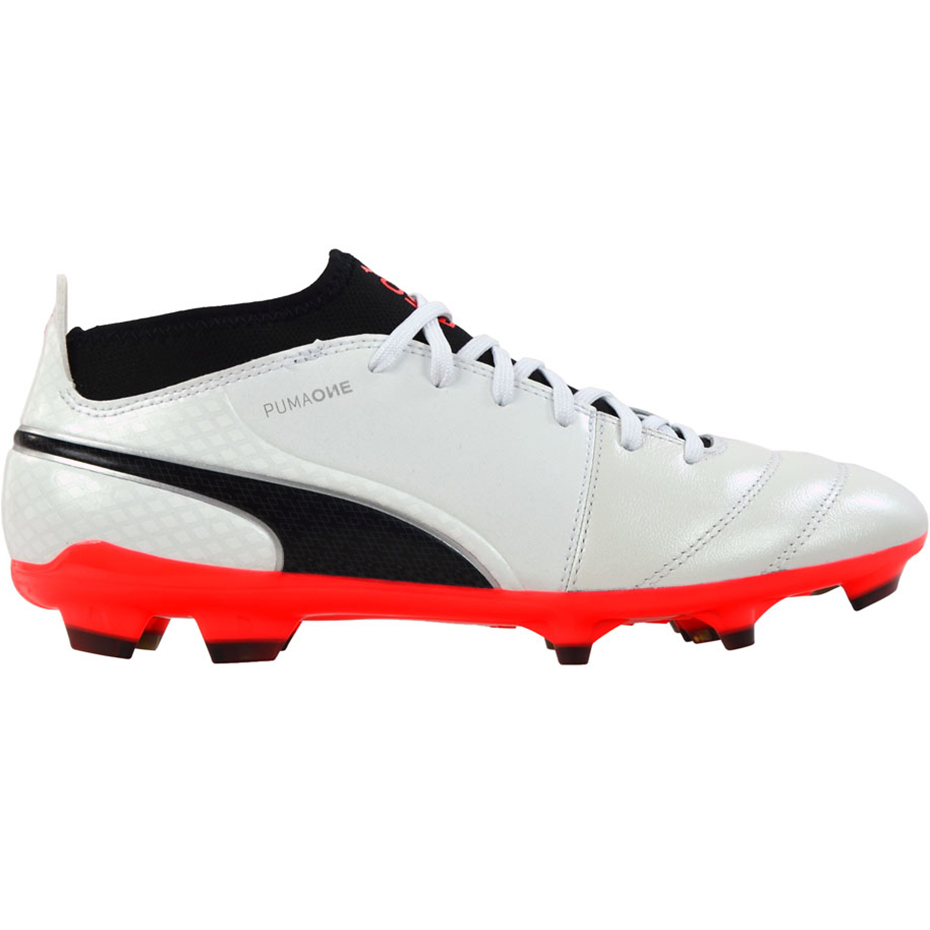 Buty piłkarskie Puma One 17.1 FG 104062 01