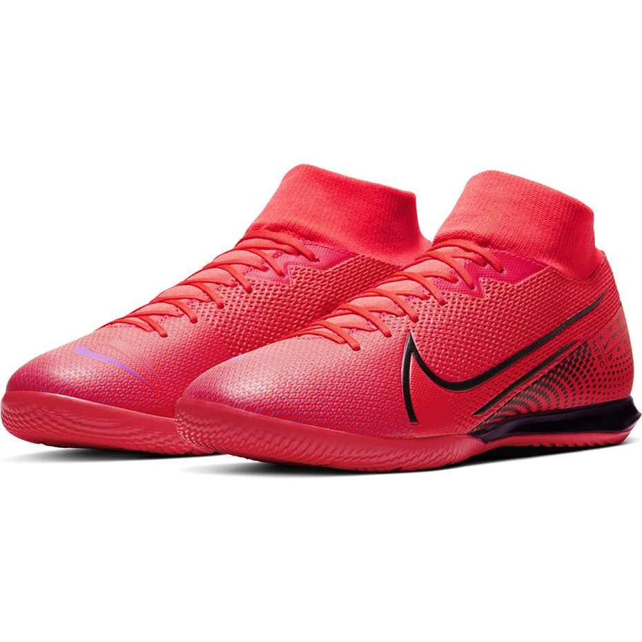 Buty piłkarskie Nike Mercurial Superfly 7 Academy IC AT7975 606 - obrazek 6