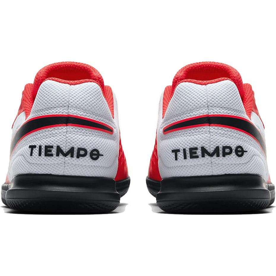 Buty piłkarskie Nike Tiempo Legend 8 Club IC JUNIOR AT5882 606 - obrazek 5