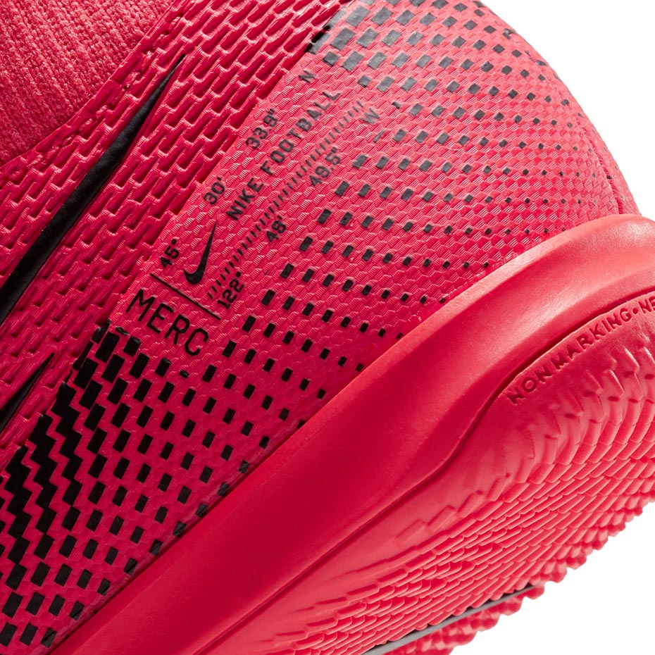 Buty piłkarskie Nike Mercurial Superfly 7 Academy IC JUNIOR AT8135 606 - obrazek 3