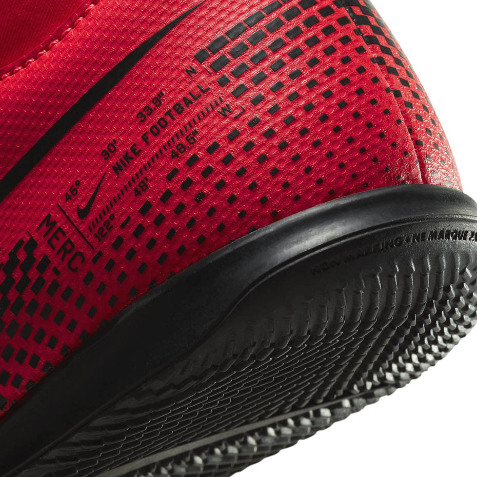 Buty piłkarskie Nike Mercurial Superfly 7 Club IC JUNIOR AT8153 606 - obrazek 8