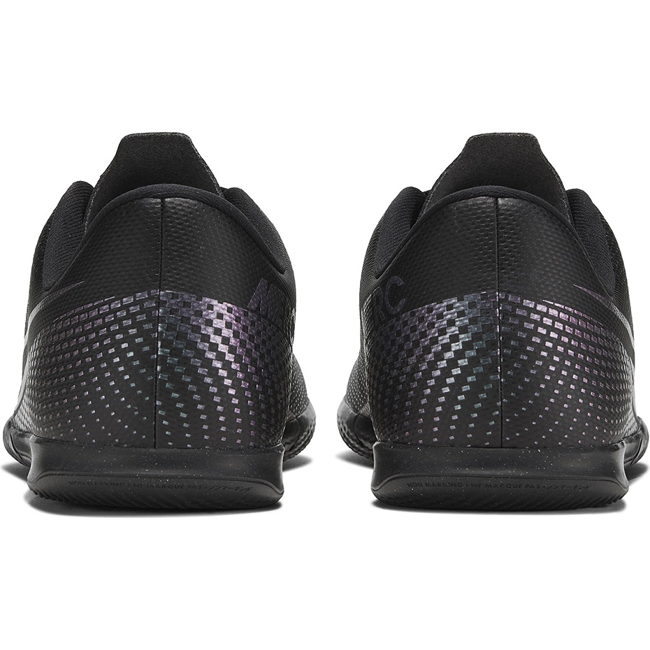 Buty piłkarskie Nike Mercurial Vapor 13 Club IC JUNIOR AT8169 010 - obrazek 8