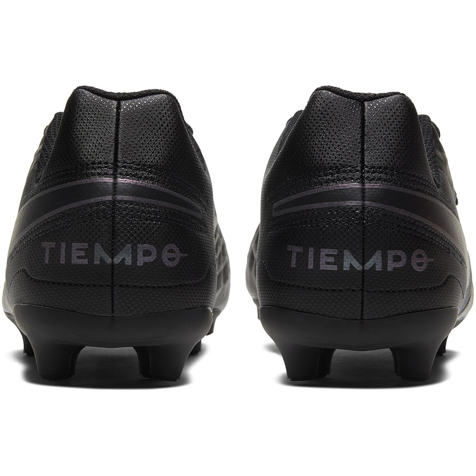 Buty piłkarskie Nike Tiempo Legend 8 Club FG/MG JUNIOR AT5881 010 - obrazek 4