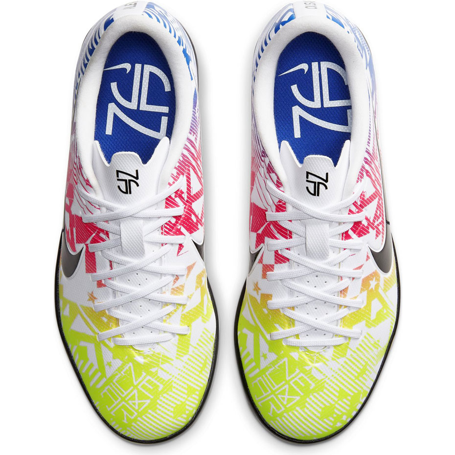 Buty piłkarskie Nike Mercurial Vapor 13 Academy NJR IC JUNIOR AT8139 104 - obrazek 2
