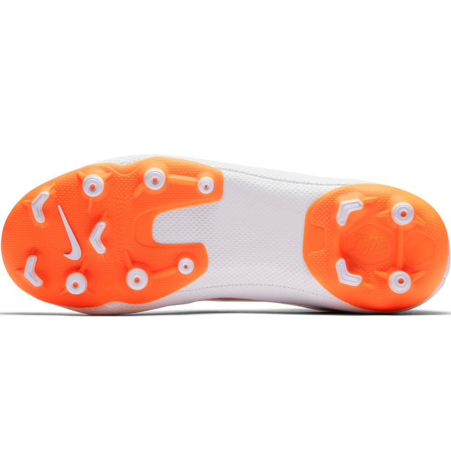 Buty piłkarskie Nike Mercurial Superfly 6 Academy MG JR AH7337 107 - obrazek 6