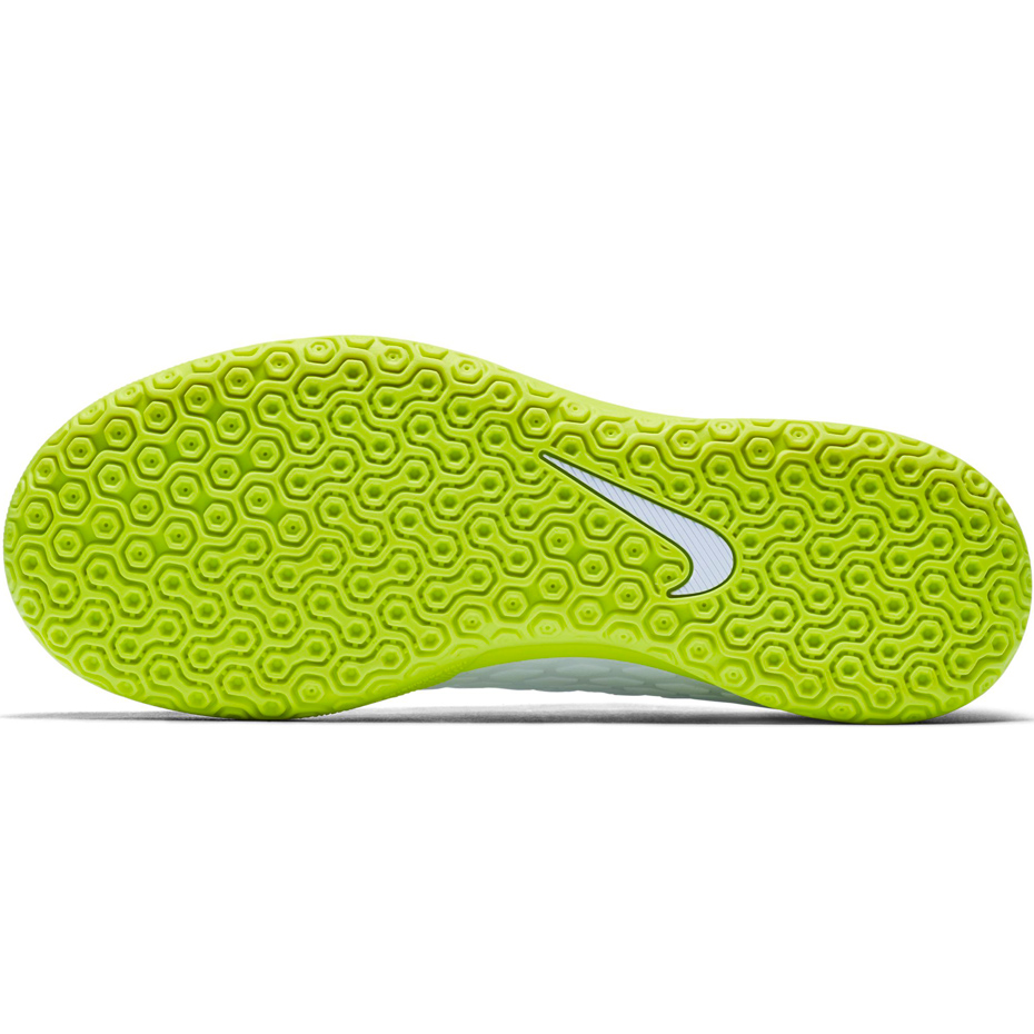 Buty piłkarskie Nike Hypervenom Phantom X 3 Club IC JR AJ3789 107 - obrazek 3