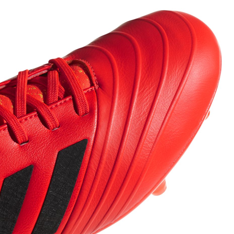 Buty piłkarskie adidas Copa 18.2 FG DB2444 - obrazek 3
