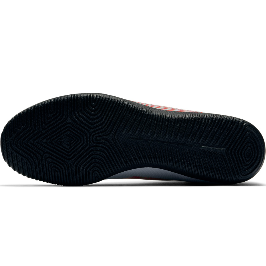 Buty piłkarskie Nike Mercurial Superfly X 6 Club IC AH7371 060 - obrazek 6