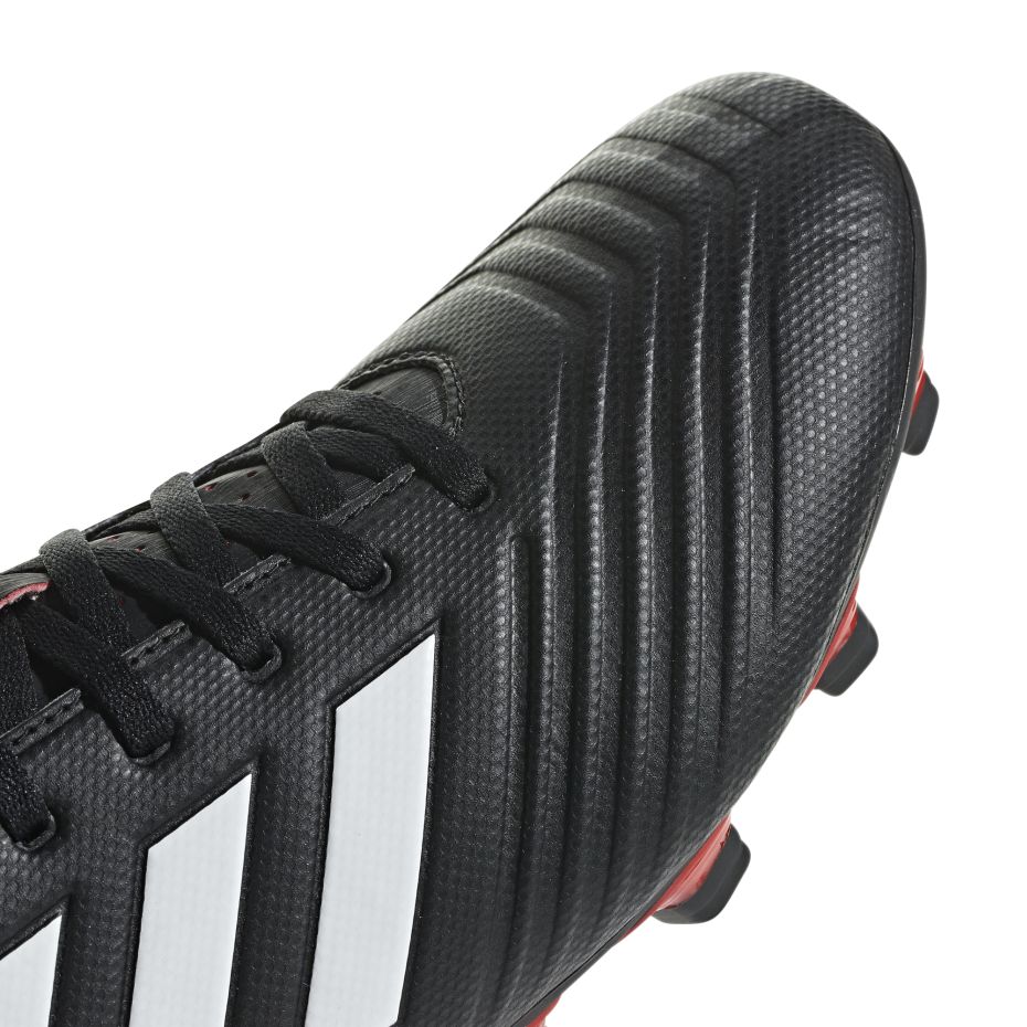 Buty piłkarskie adidas Predator 18.4 FxG DB2007 - obrazek 5