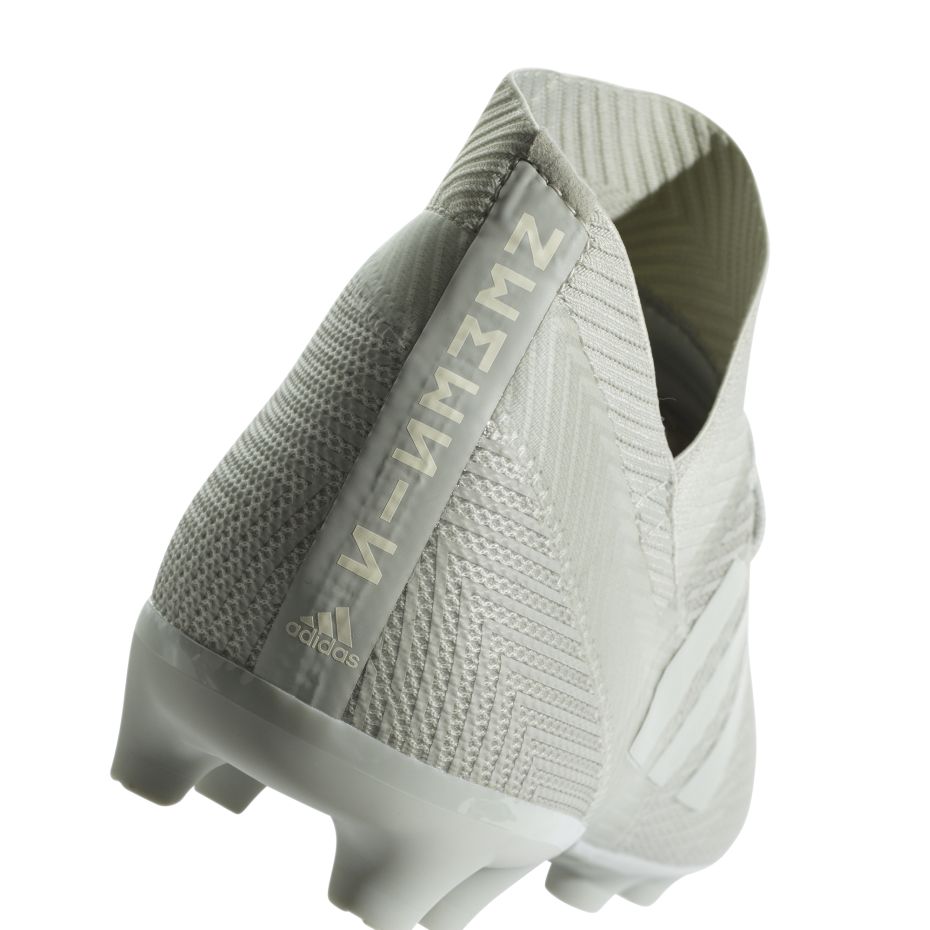 Buty piłkarskie adidas Nemeziz 18.3 FG DB2110 - obrazek 7