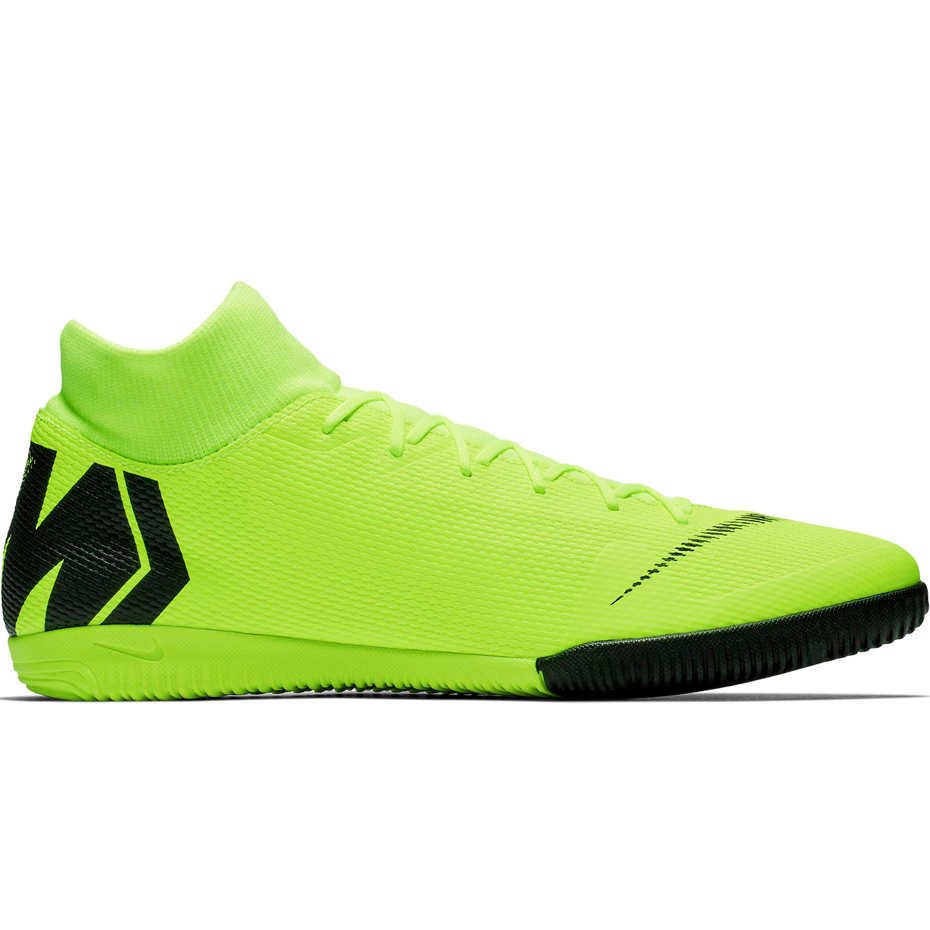 Buty piłkarskie Nike Mercurial Superfly 6 Academy IC AH7369 701