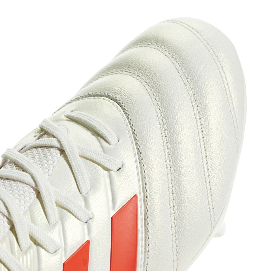 Buty piłkarskie adidas Copa 19.3 FG BB9187 - obrazek 4