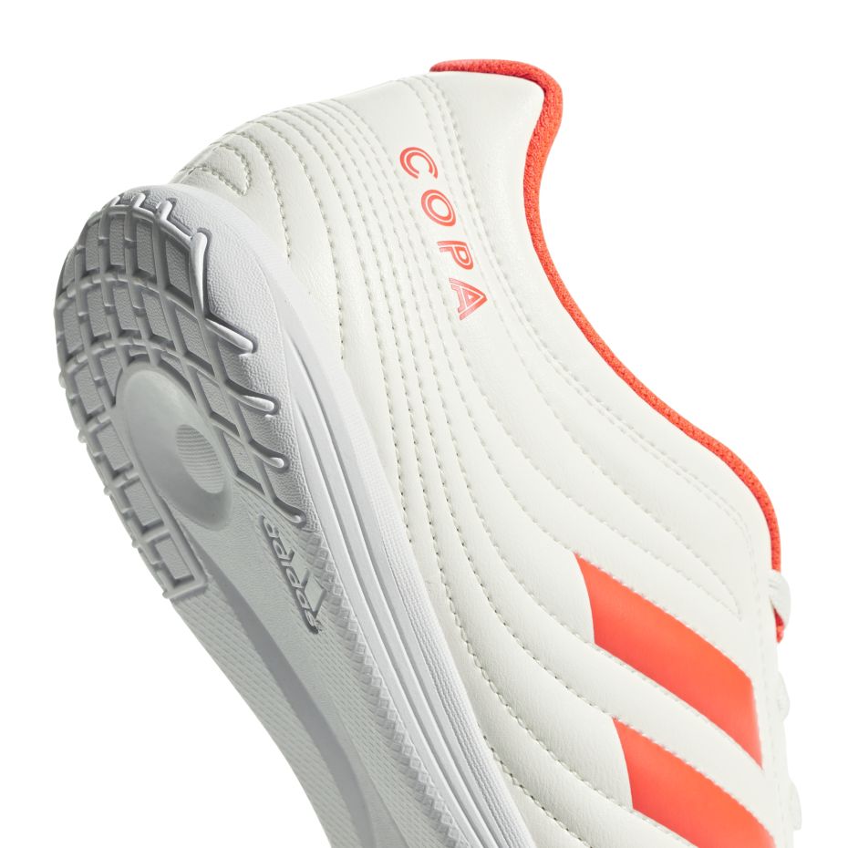 Buty piłkarskie adidas Copa 19.4 IN D98073 - obrazek 5