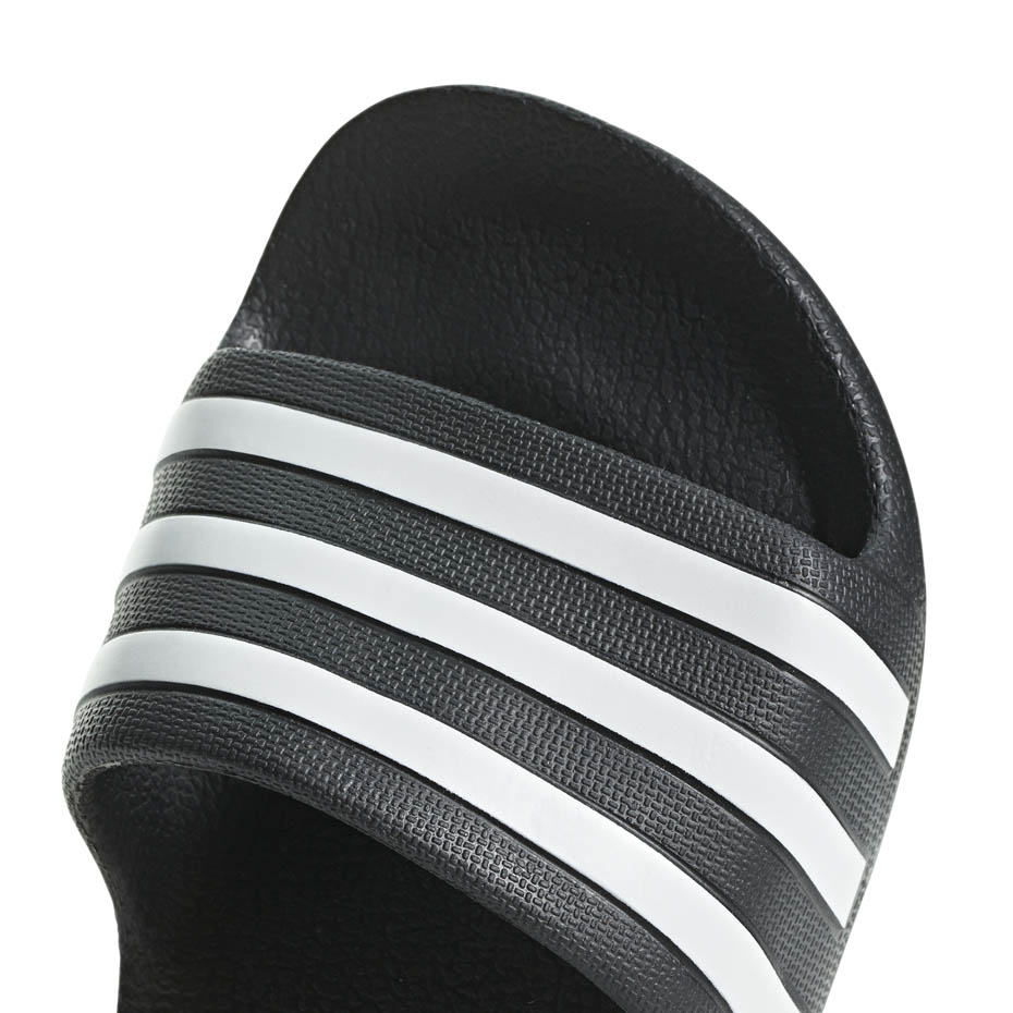 Klapki dla dzieci adidas Adilette Aqua K czarne F35556 - obrazek 5