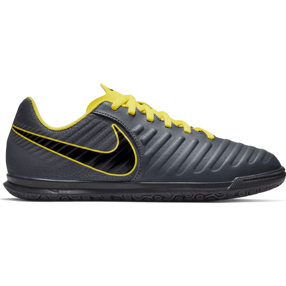 Buty piłkarskie Nike Tiempo Legend 7 Club IC JR AH7260 070