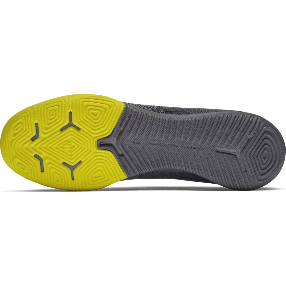 Buty piłkarskie Nike Mercurial Vapor 12 Pro IC AH7387 070 - obrazek 4