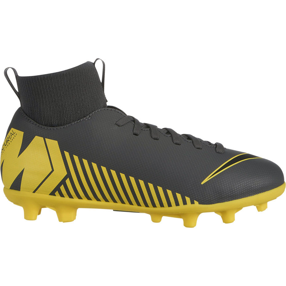 Buty piłkarskie Nike Mercurial Superfly 6 Club MG JR AH7339 070