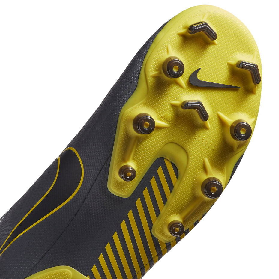 Buty piłkarskie Nike Mercurial Vapor 12 Academy MG AH7375 070 - obrazek 6