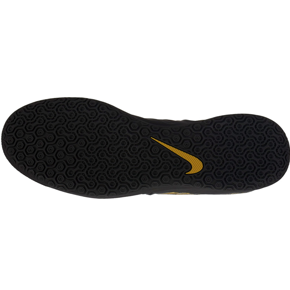 Buty piłkarskie Nike Tiempo Legend X 7 Club IC AH7245 077 - obrazek 2