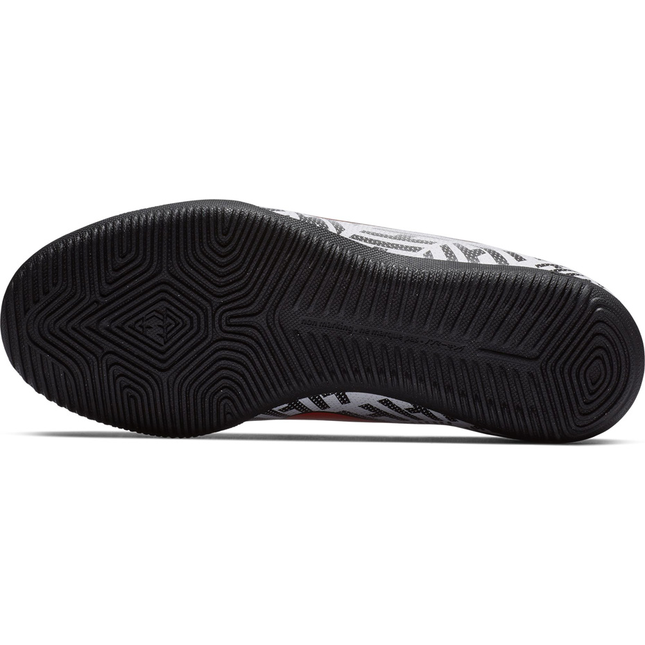 Buty piłkarskie Nike Mercurial Neymar Vapor 12 Club IC JR AV4763 170 - obrazek 4