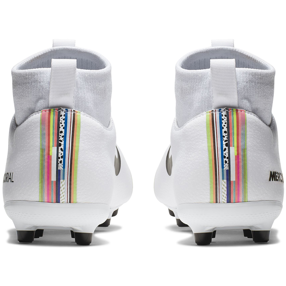Buty piłkarskie Nike Mercurial Superfly 6 Academy MG JR AJ3111 109 - obrazek 5