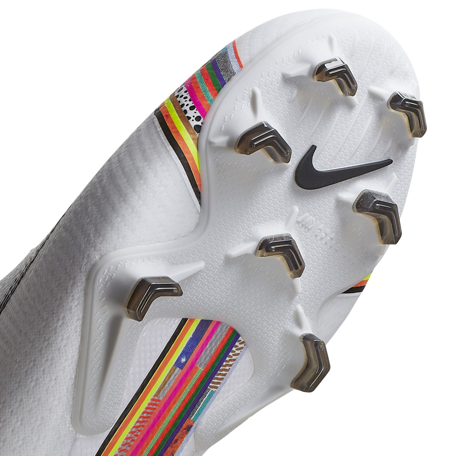 Buty piłkarskie Nike Superfly 6 Elite FG JR AJ3086 109 - obrazek 6