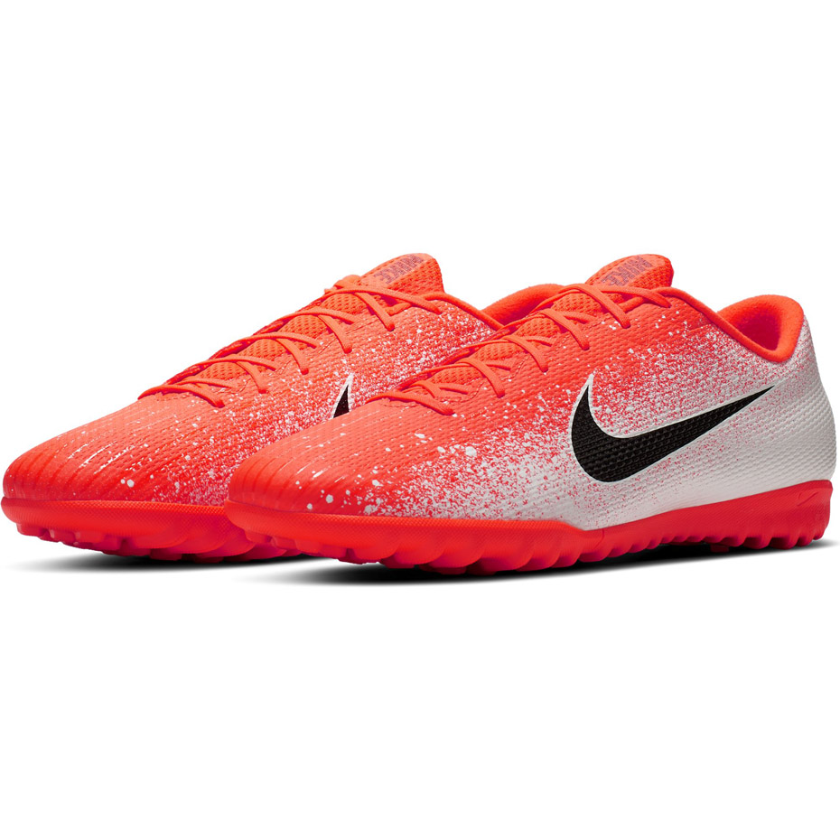 Buty piłkarskie Nike Mercurial Vapor X 12 Academy TF AH7384 801 - obrazek 4