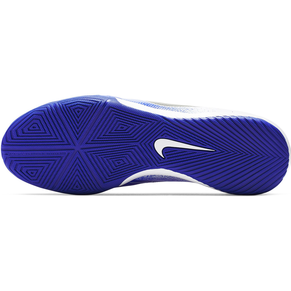 Buty piłkarskie Nike Phantom Venom Academy IC AO0570 104 - obrazek 6