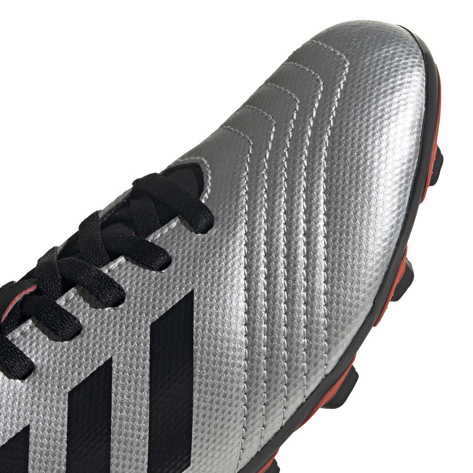 Buty piłkarskie adidas Predator 19.4 FxG JR srebrne G25822 - obrazek 4