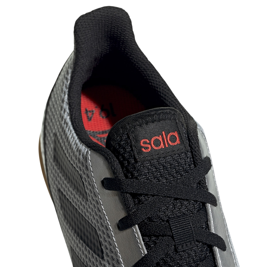Buty piłkarskie adidas Predator 19.4 IN Sala srebrne F35630 - obrazek 4