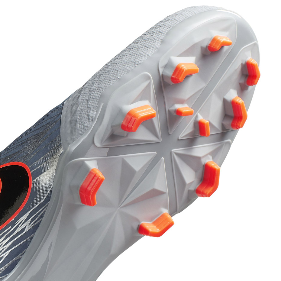Buty piłkarskie Nike Phanton Venom Academy FG JR AO0362 008 - obrazek 6