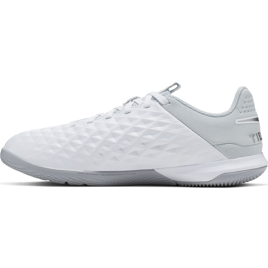 Buty piłkarskie Nike Tiempo Legend 8 Academy IC JUNIOR AT5735 100 - obrazek 3
