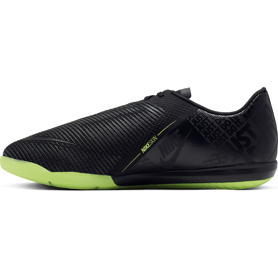 Buty piłkarskie Nike Zoom Phantom Venom Pro IC BQ7496 007 - obrazek 3