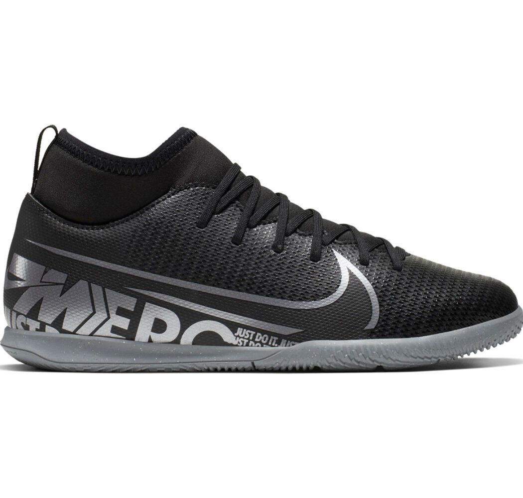 Buty piłkarskie Nike Mercurial Superfly 7 Club IC JUNIOR AT8153 001