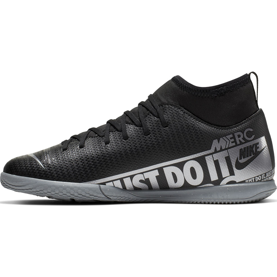 Buty piłkarskie Nike Mercurial Superfly 7 Club IC JUNIOR AT8153 001 - obrazek 3