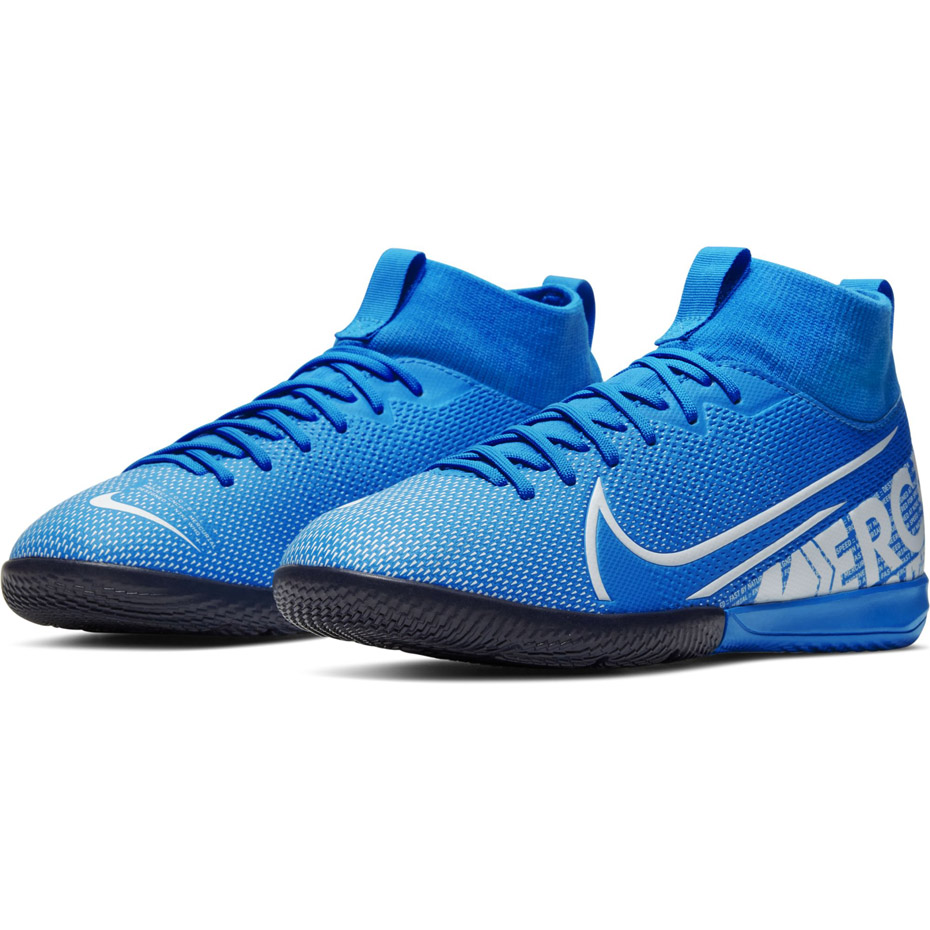 Buty piłkarskie Nike Mercurial Superfly 7 Academy IC JUNIOR AT8135 414 - obrazek 4