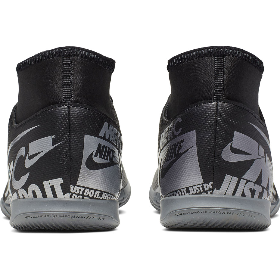 Buty piłkarskie Nike Mercurial Superfly 7 Club IC AT7979 001 - obrazek 4
