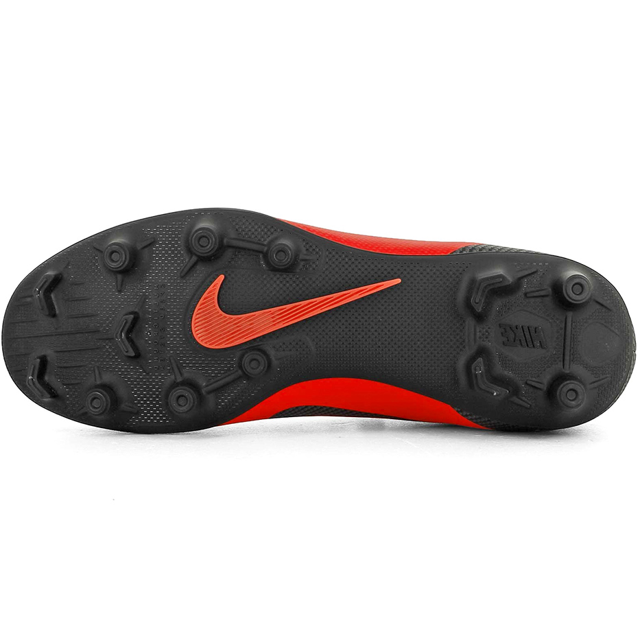 Buty piłkarskie Nike Mercurial Superfly 6 Club CR7 MG AJ3545 600 - obrazek 4